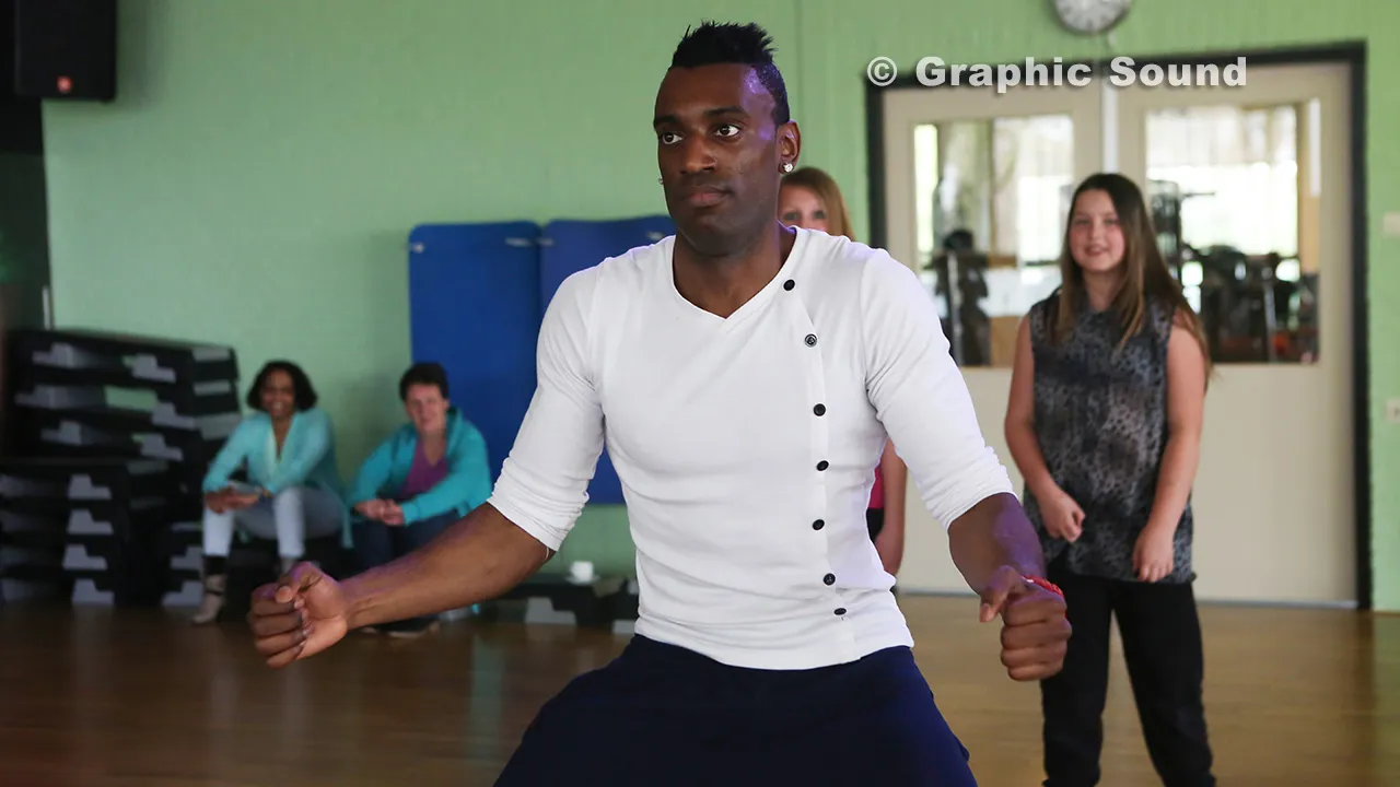 uyy99bw559v1soun09gpg684b 2014 04 02 dance in motion 011