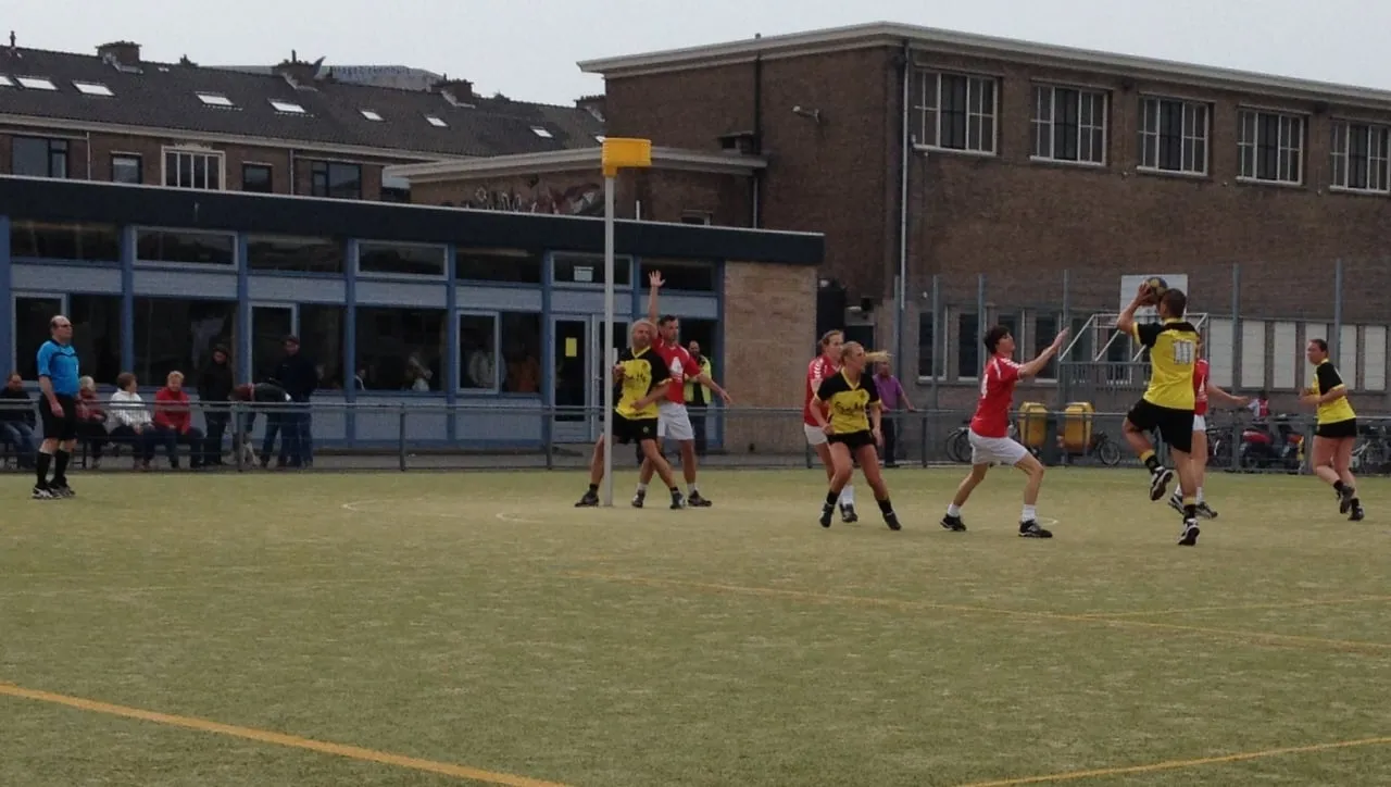 vb1rbbve184vkm4dq7kw2jqq1 2014 04 12 telstar