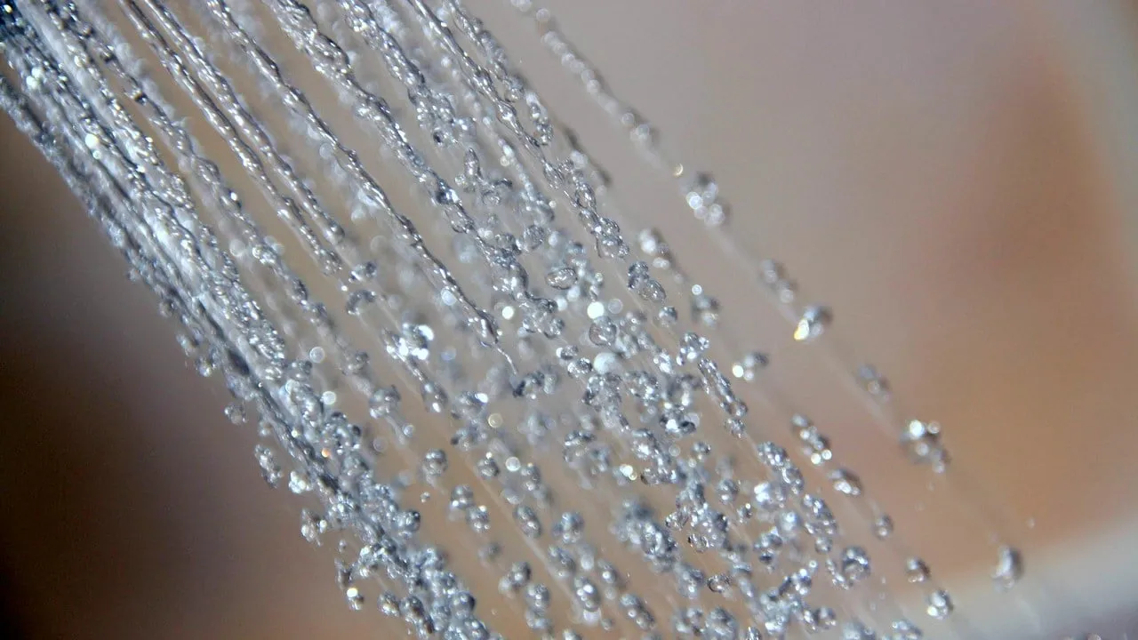 vne7gjdg0ohp1efc3cjtgrllh water