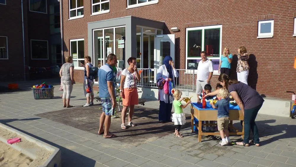 vry6tc3cxaipyw4sdp6svf963 2013 07 20 woelige hoek 2