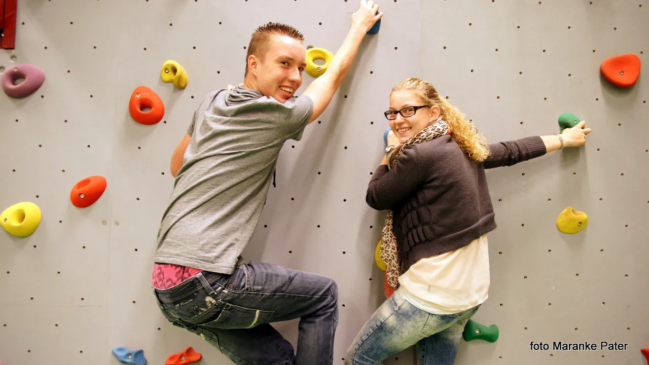 x9mdvhvkt5v8r091wefysq89w 2013 09 29ghdoel