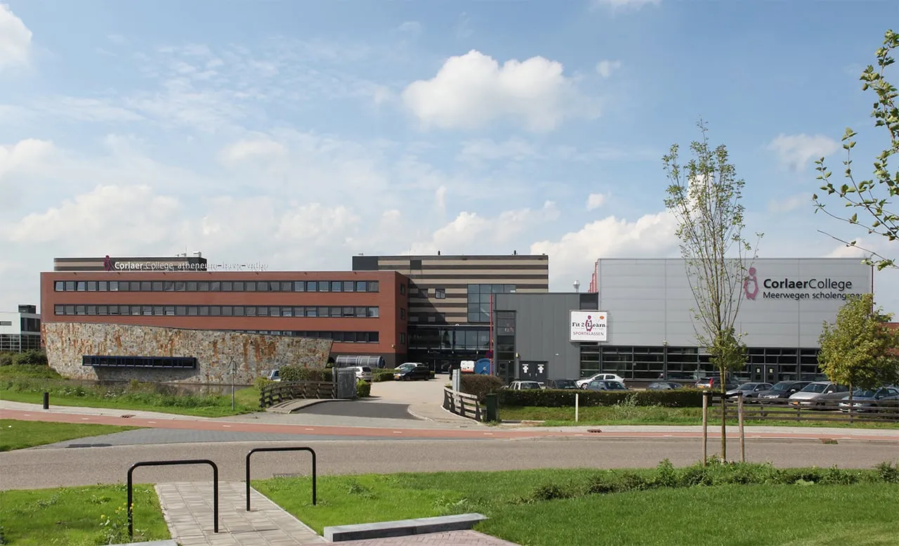 xkr16jg2cciouq0tw23o5odz8 corlaer college1