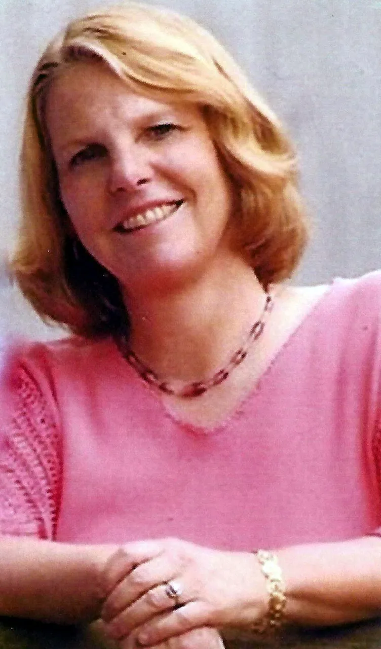 xpf94ys6xg2mfn8bh8ak1o0vr 14z 3 jt foto