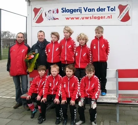 xuj77f8v3yiqmqavxg9s275un 52473