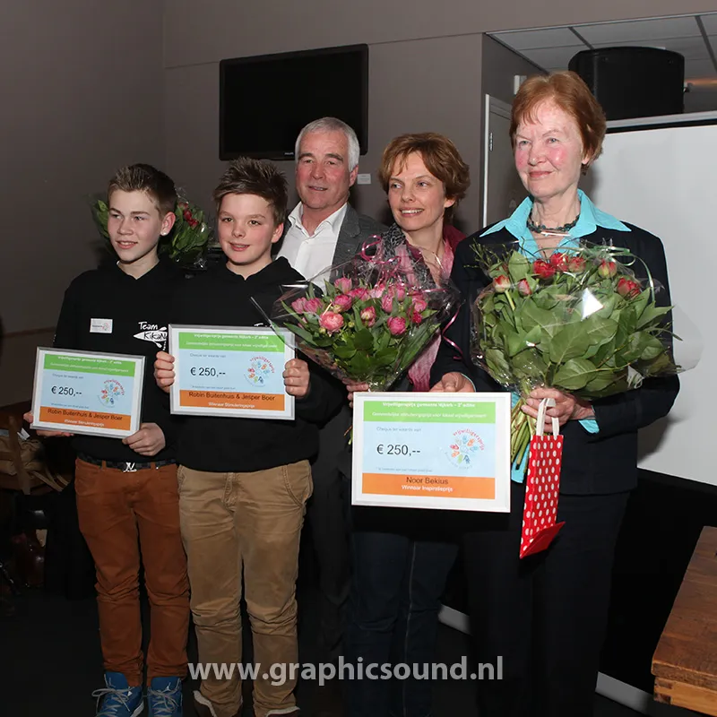 y5bhqvl05ugtbqlzz3jb8c8sd 2013 03 06vrijwilligersprijs9