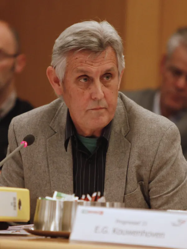 ymq3vye1s1dtx8d8rlecvkd9t 216696