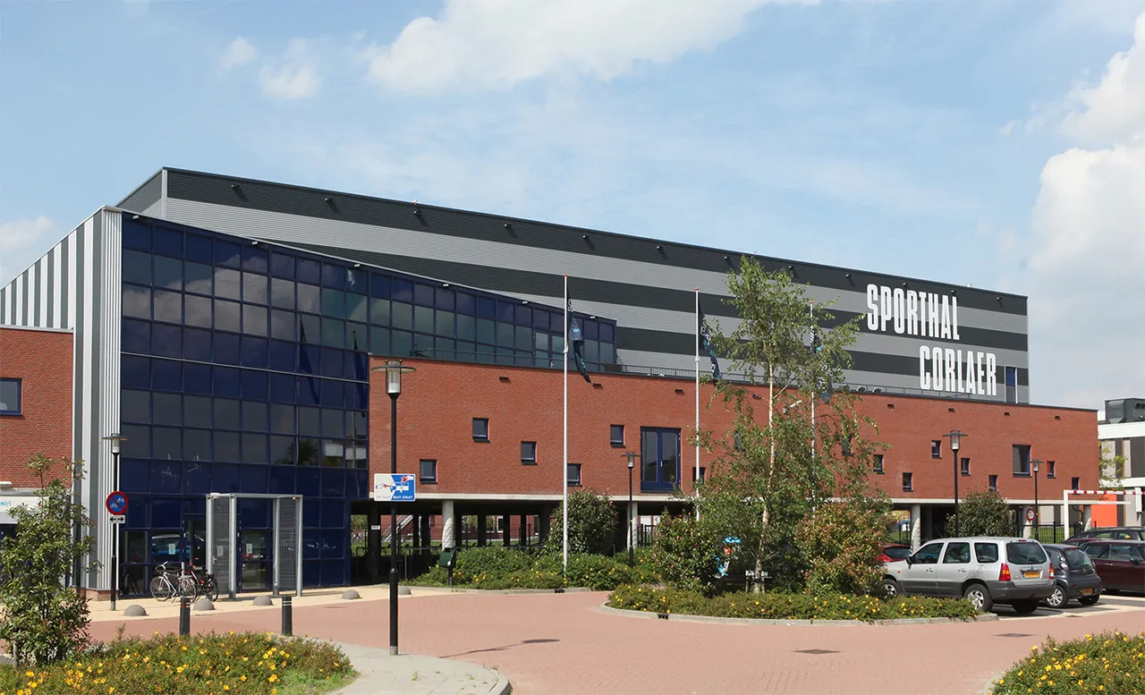 z0914tjra79baakzhc86baac7 sporthal corlaer1