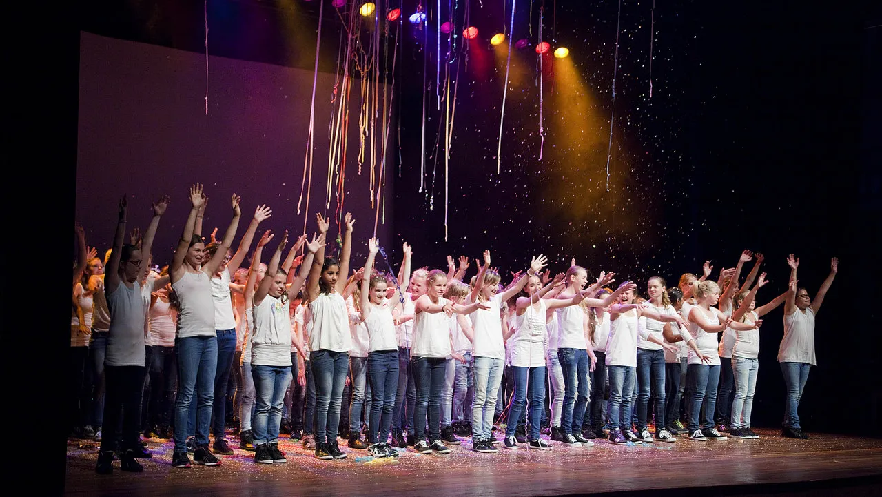 zhwinl27630re14x9tqnezpgz 2013 07 13badabounce4