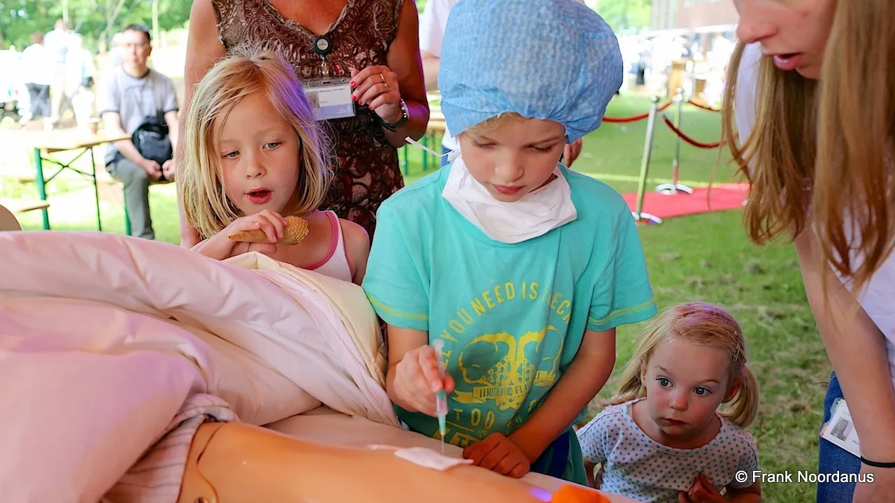 zll7hfdhdwkju4j0ehcviabyu 2014 06 07 meander 2