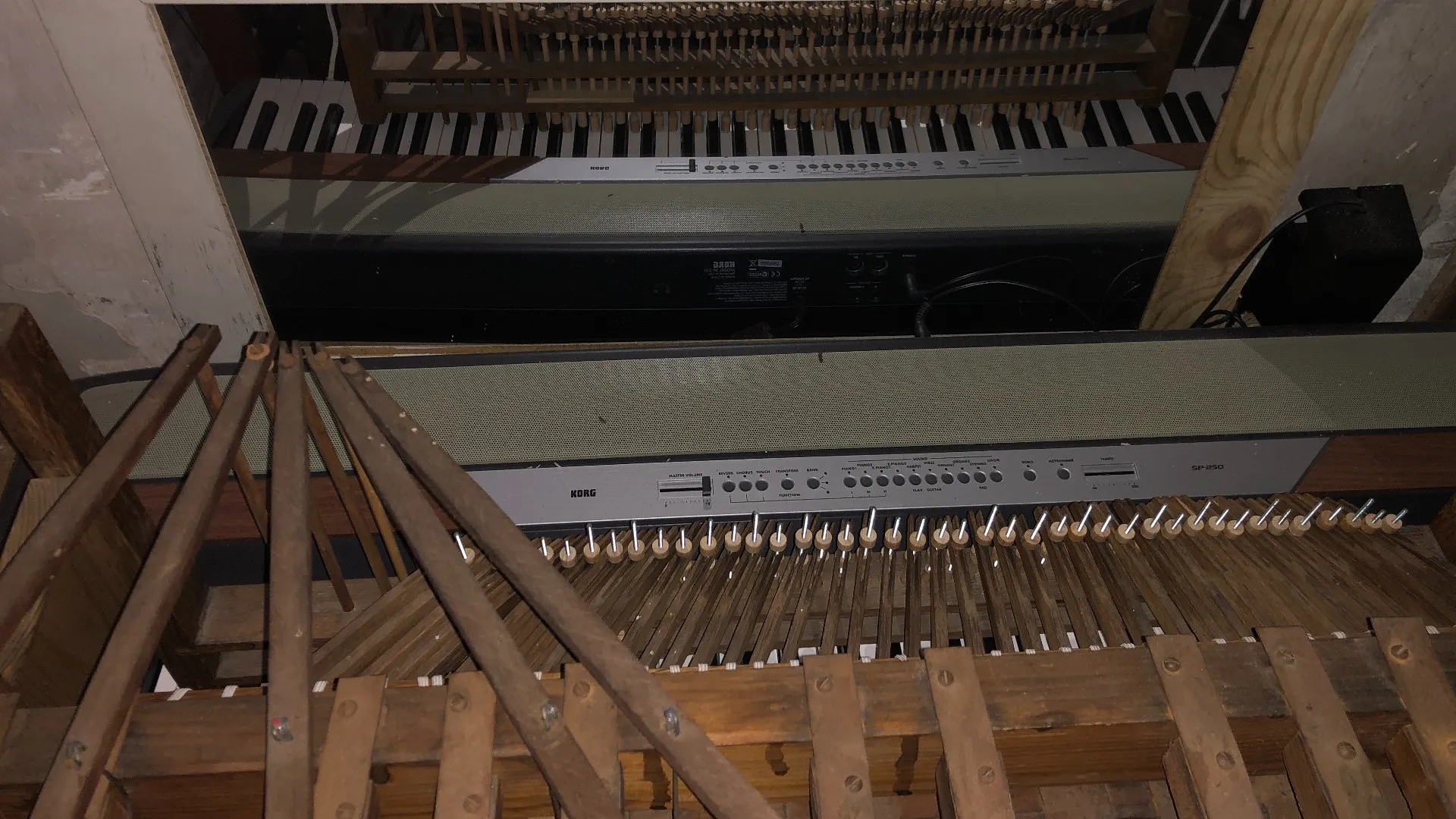 2024 03 12 piano klavier spiegel