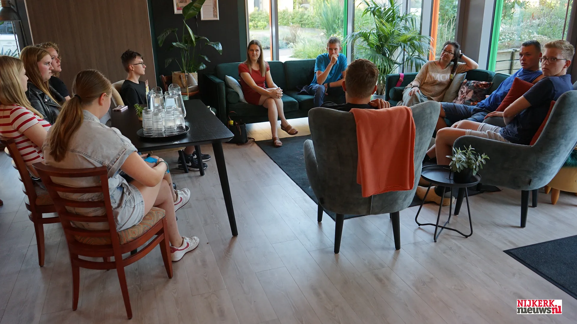 2014 08 27 fvd in gesprek met jongeren