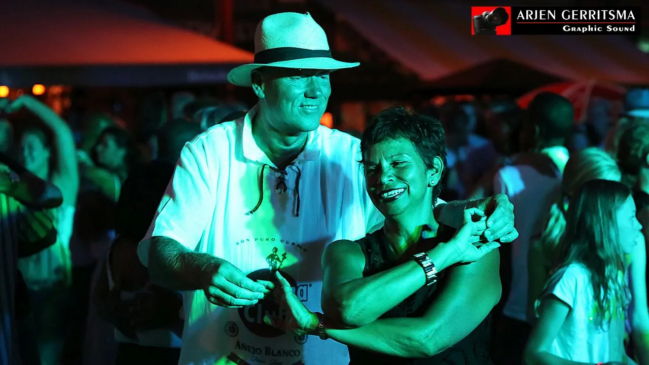 2015 08 22 zomerfeestweek salsa 020