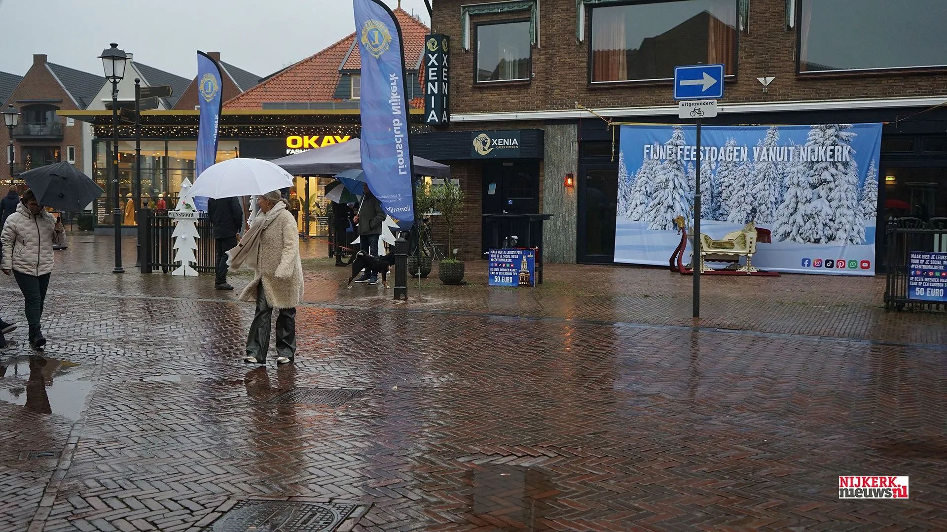 2024 12 21 kerstman kerstboom kerstwens lions002