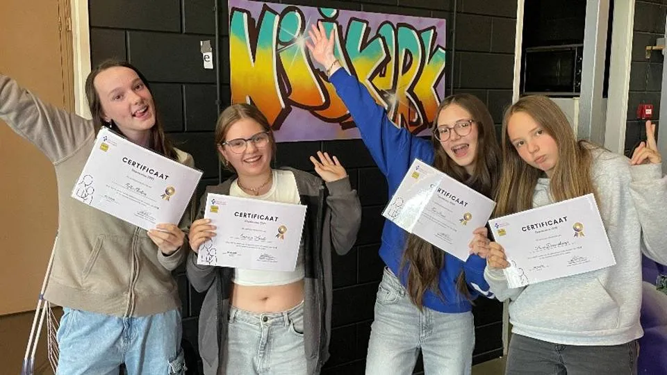 2025 04 16 chill out oppascursus 01