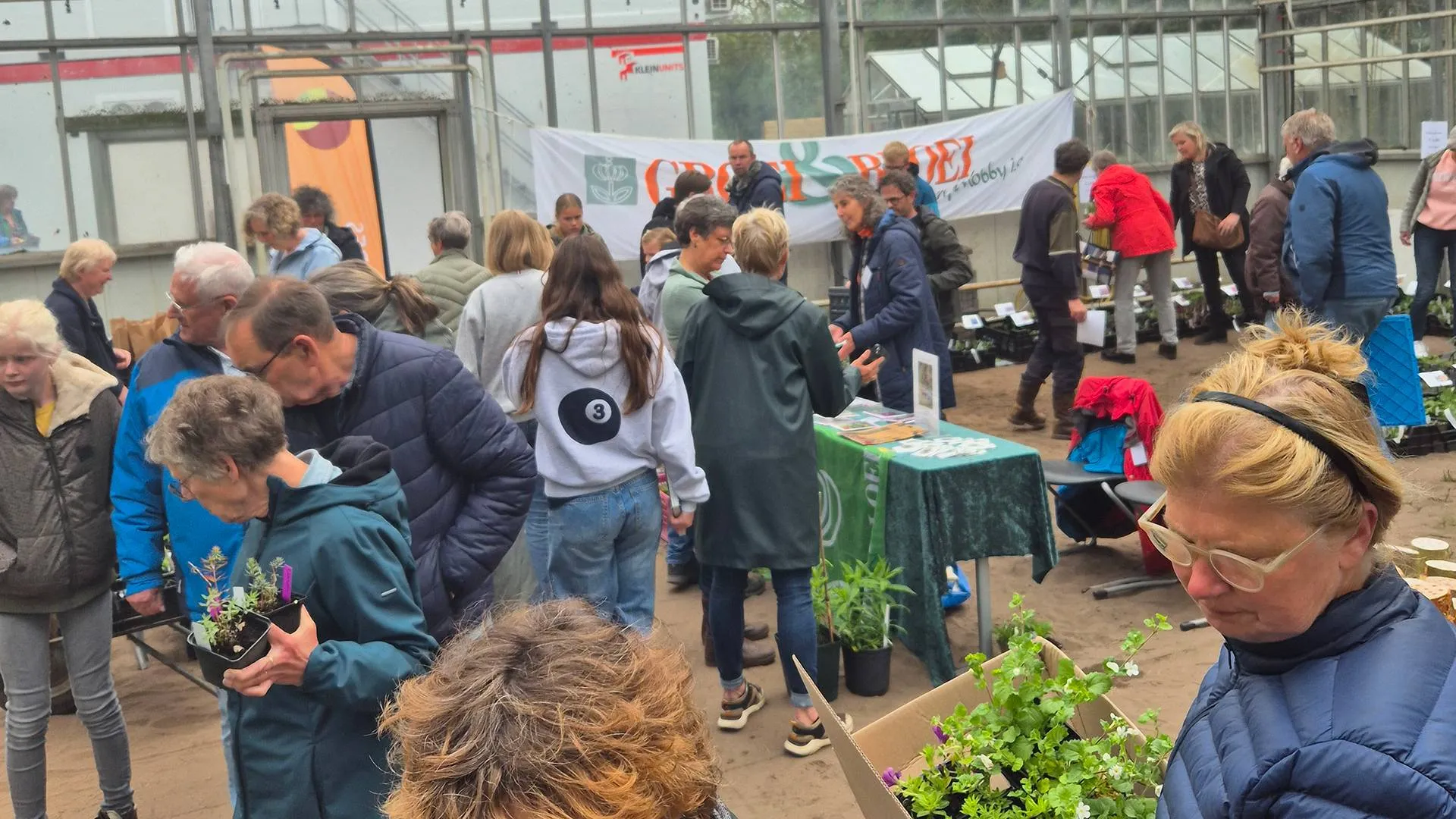 2025 04 17 plantjesmarkt aeres 3