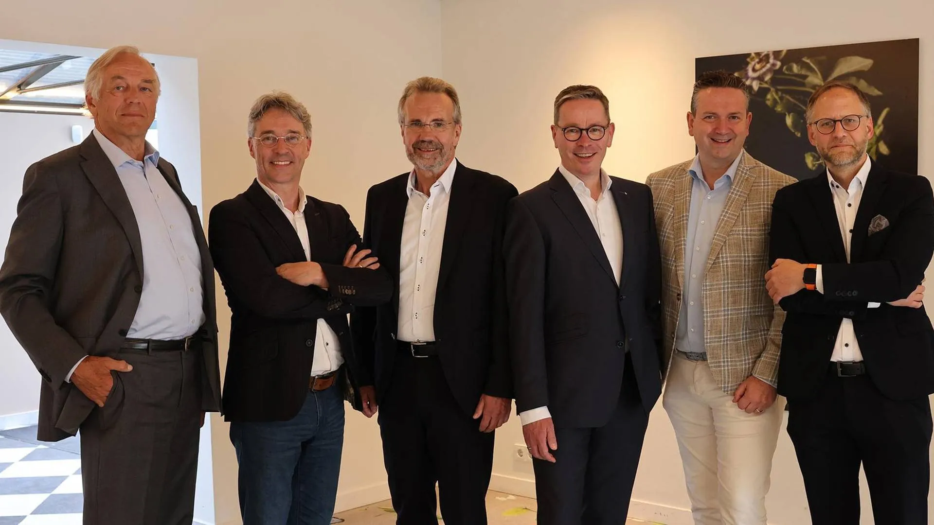 2025 05 01 ek retail tvc