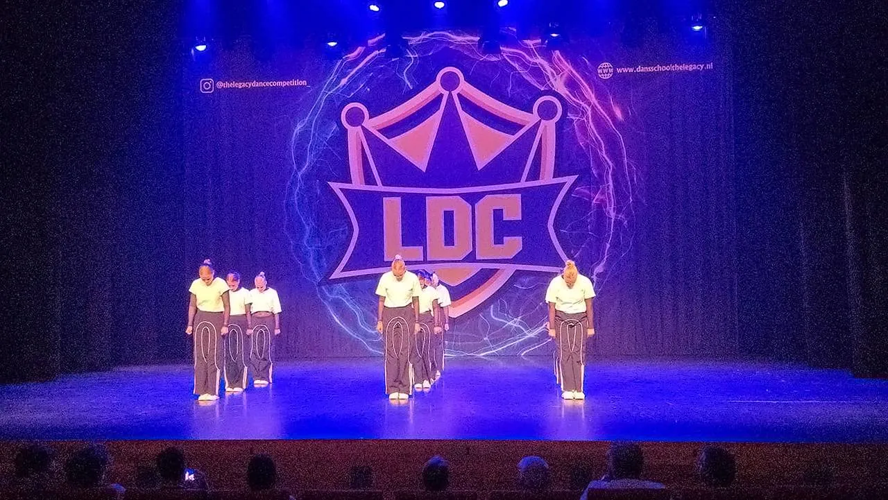 2025 06 23 get up van badabounce in actie tijdens de legacy dance competition