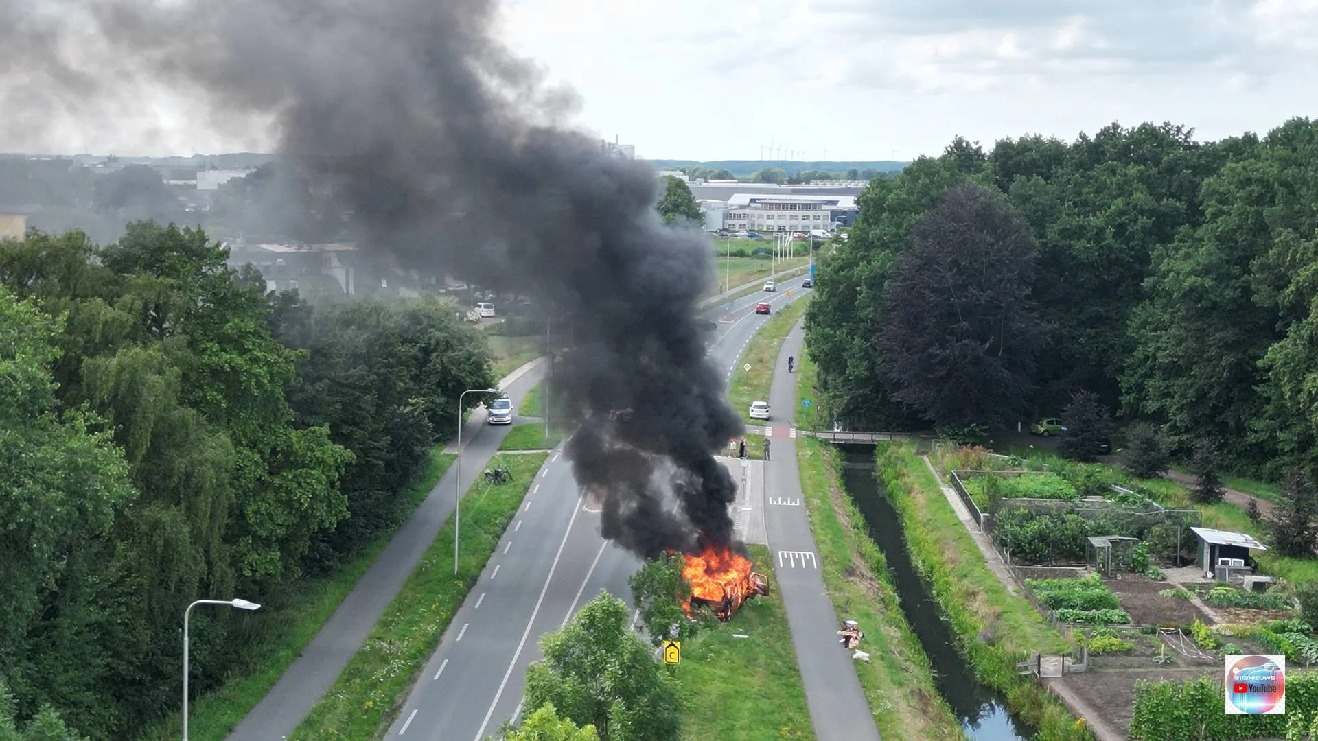 2025-07-24 brand bestelbus