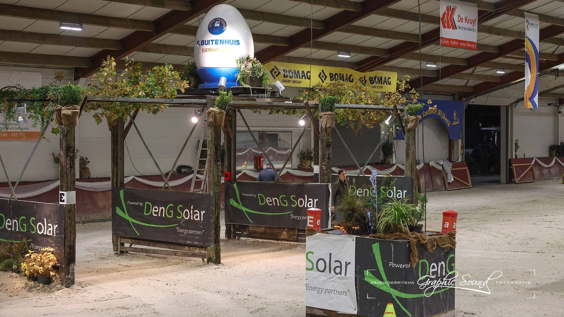 2025-11-05 menindoor 03