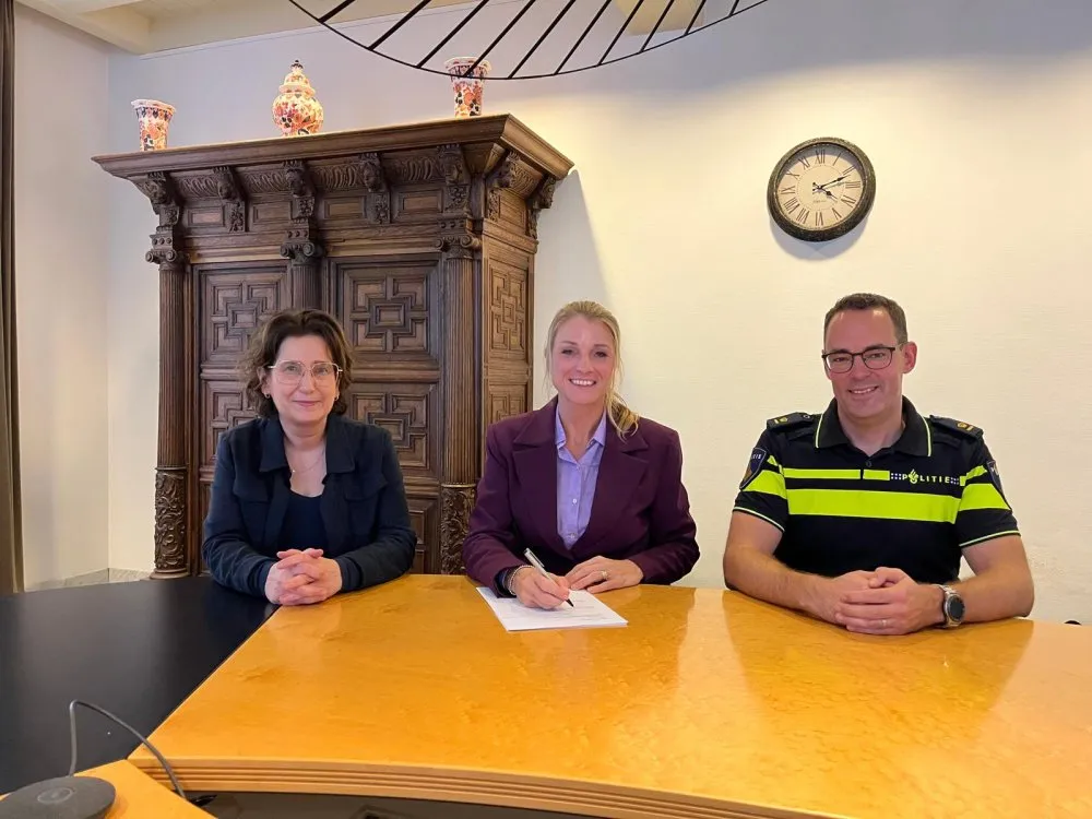 ondertekenen convenant gemeente om en politie