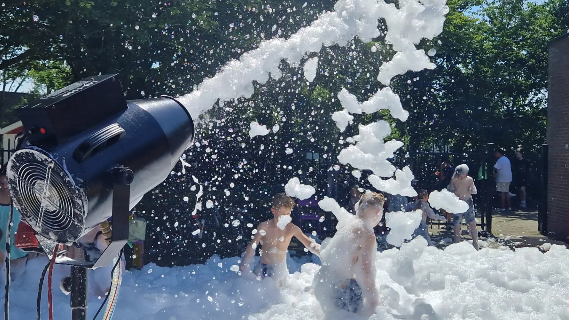 2026-06-25 SCHUIMPARTY 2