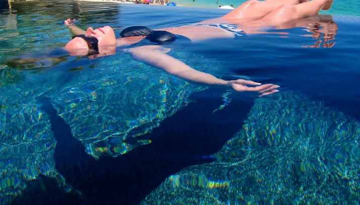 5685326045 2fa1db525c b 2 e1433833598123 715x408