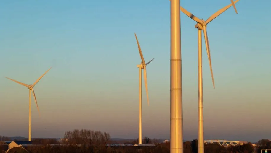 energiepark koningspleijhvdb20221212 007 1536x1024 1 915x518 1