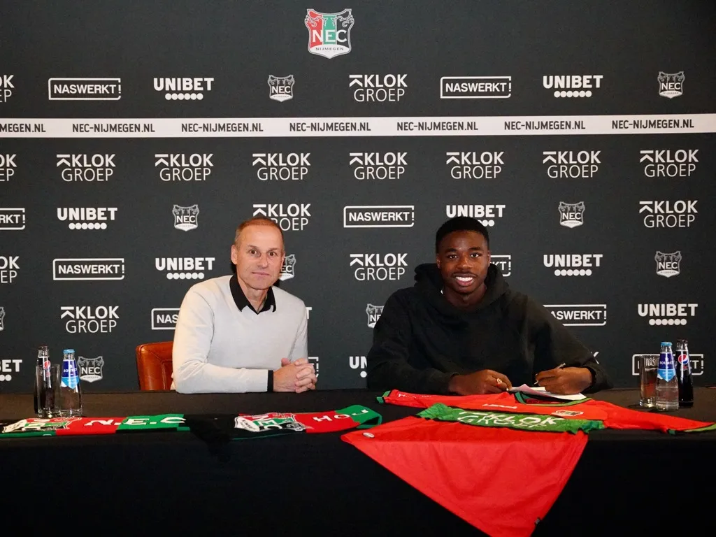 tekenfoto anthony musaba middel