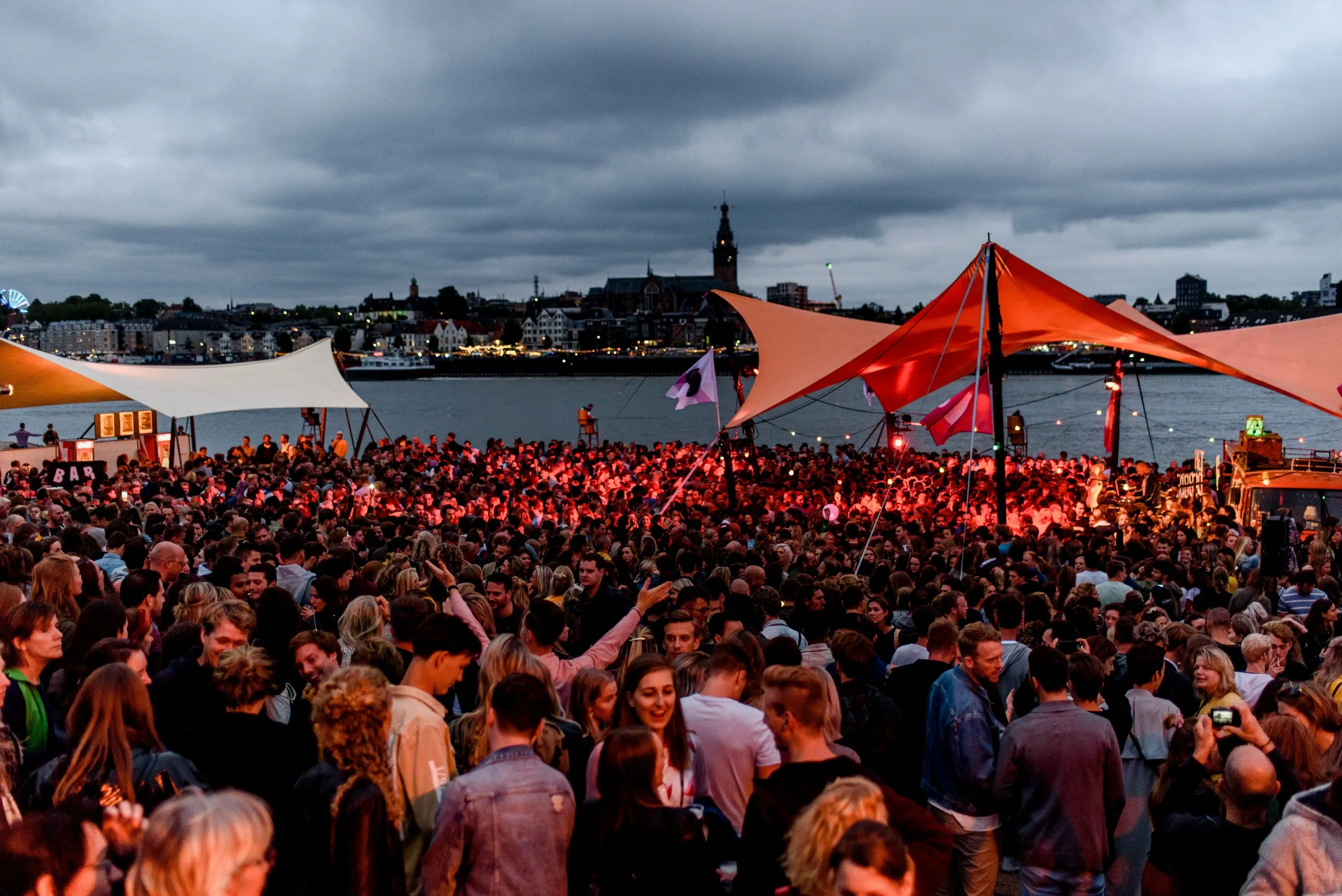 vierdaagsefeesten festival op t eiland mathijs hanenkampklein