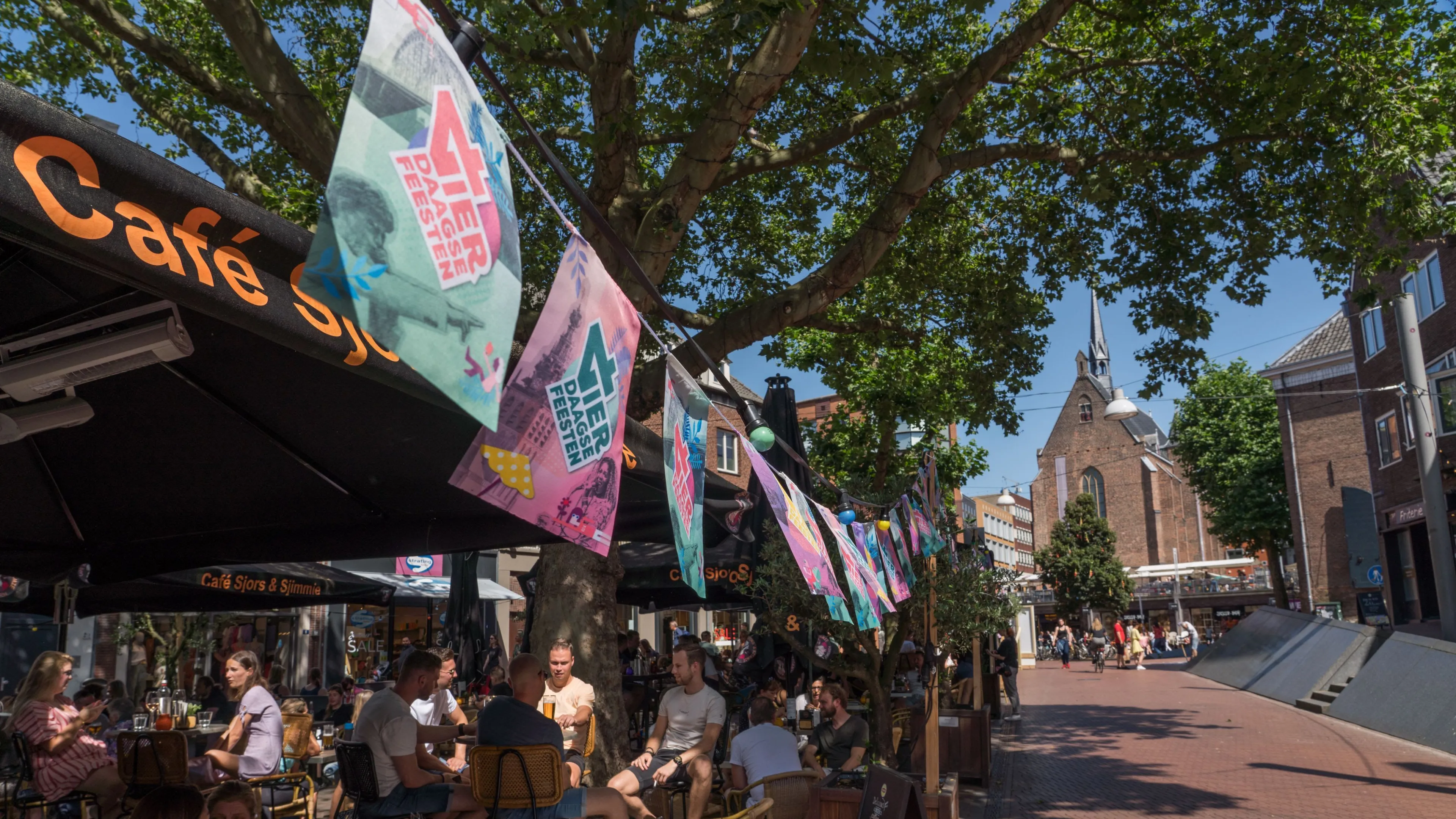 vlaggetjesvierdaagsefeesten52