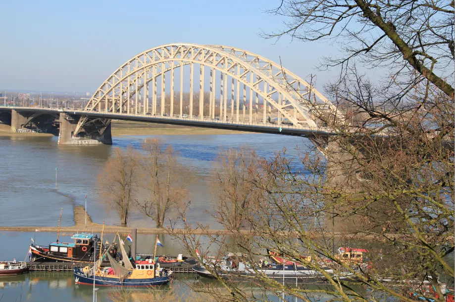 waalbrug