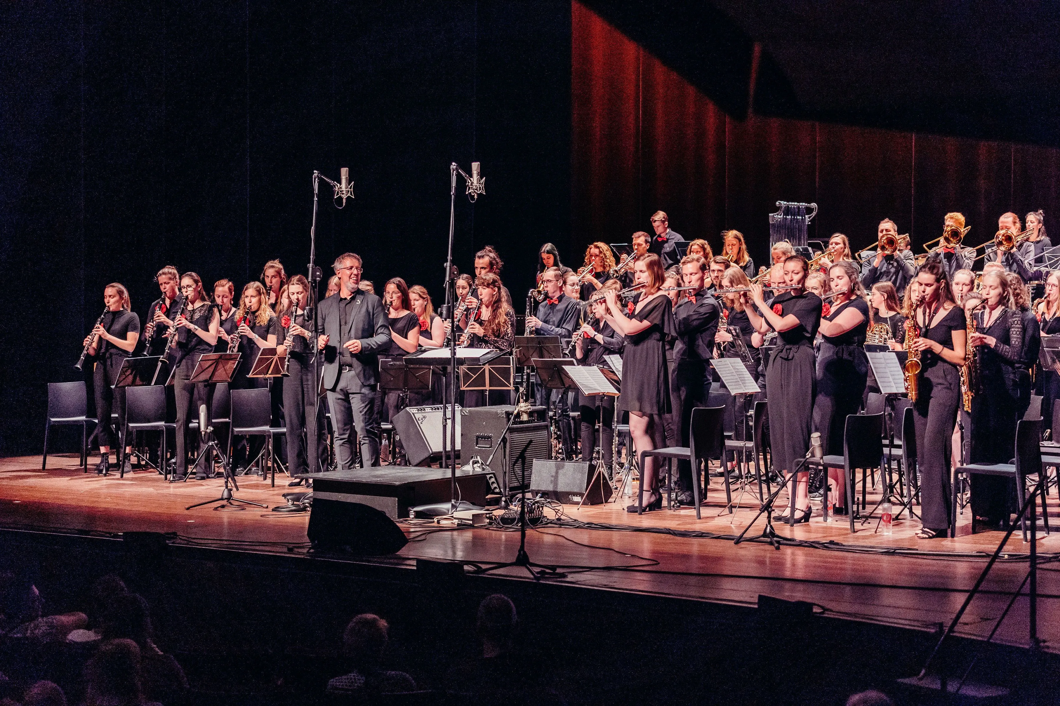studentenorkest qharmony organiseert meetfeel voor slechtziende bezoekers foto maarten rietdijk