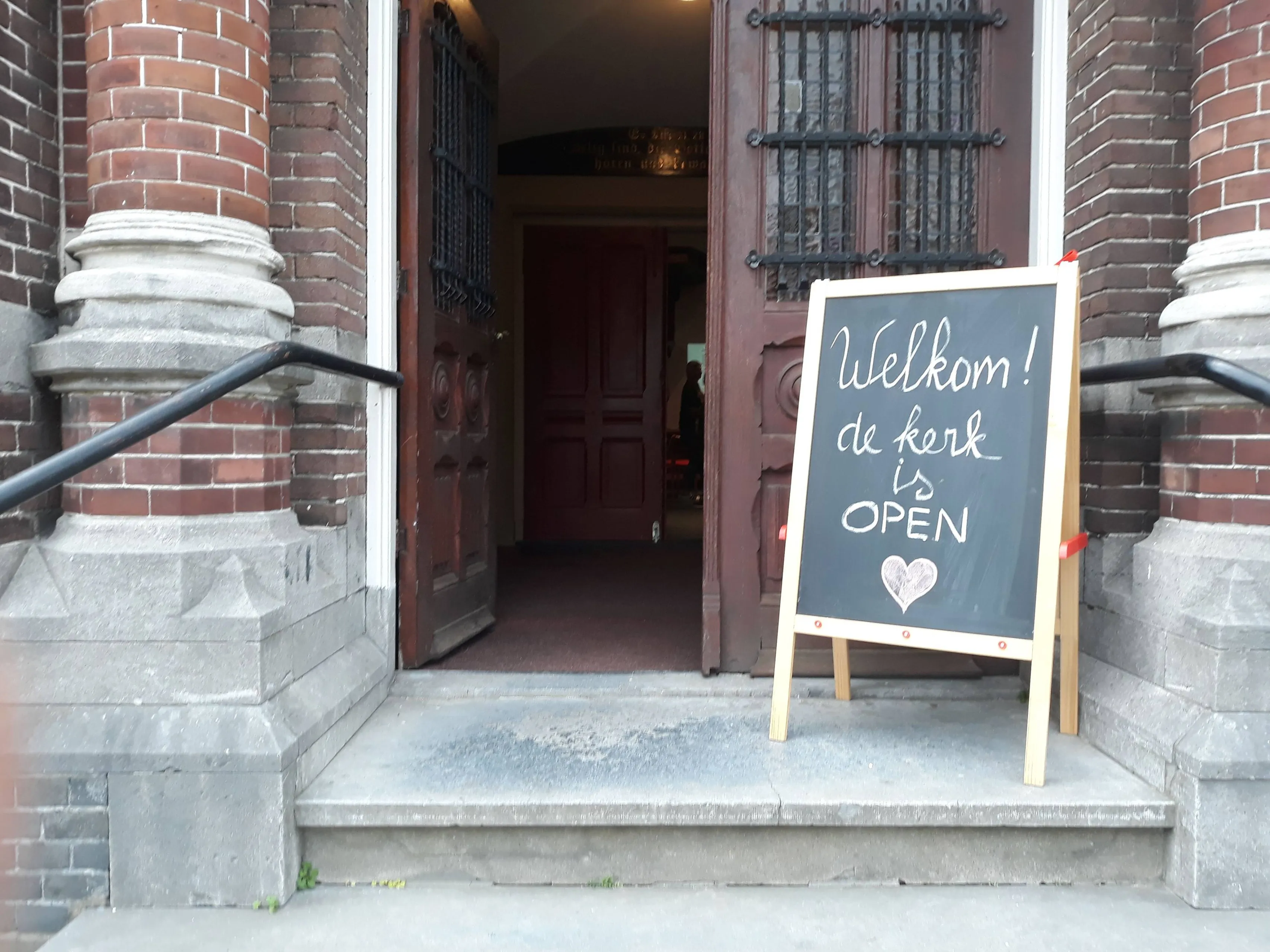 welkom de kerk is open 2