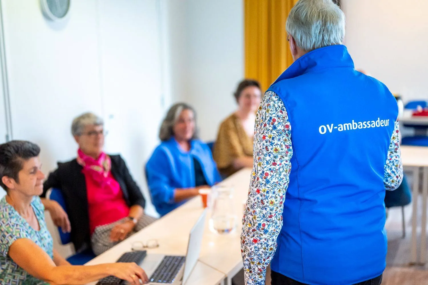 OV ambassadeurs NS OV-251