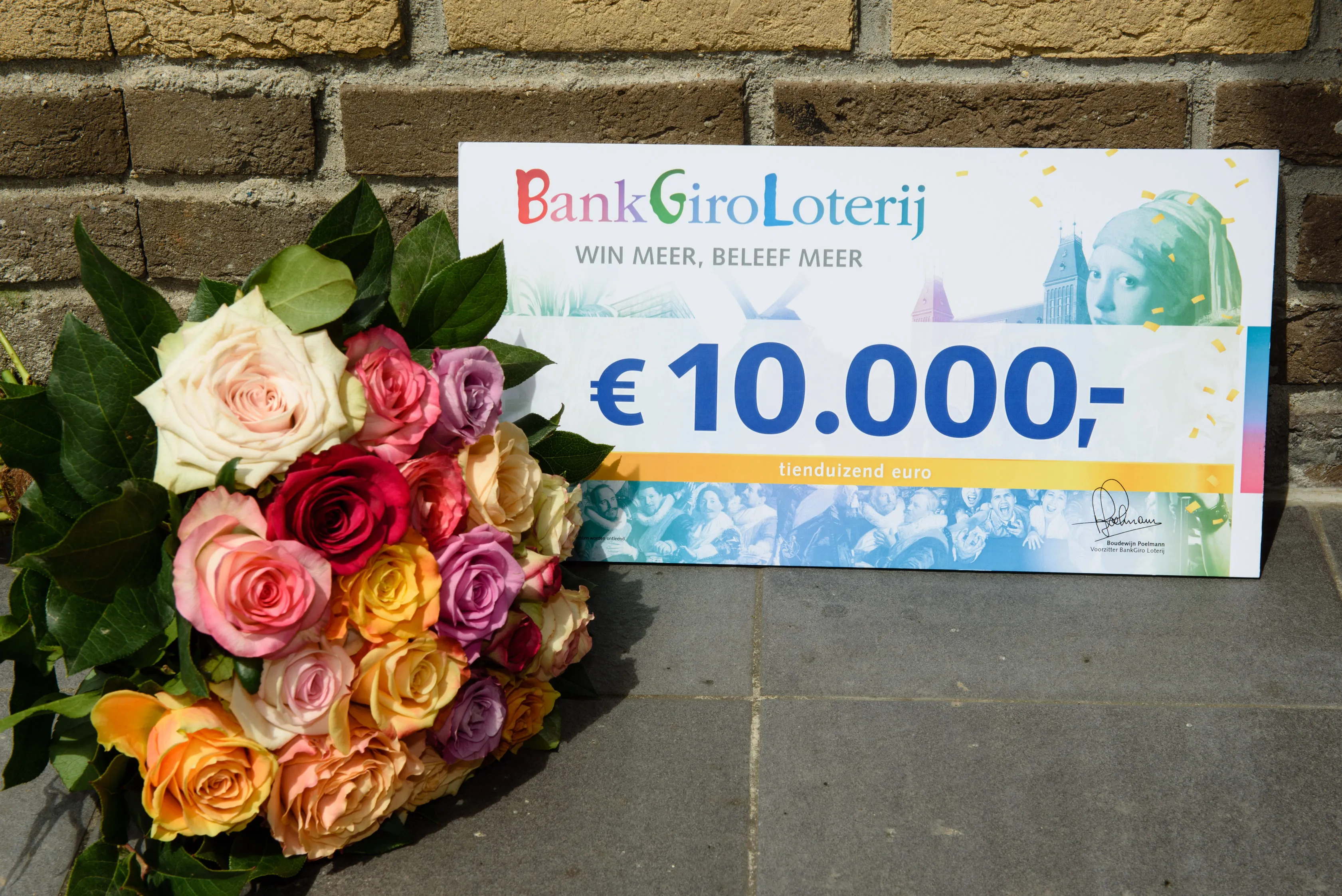 10000 euro cheque bankgiro loterij