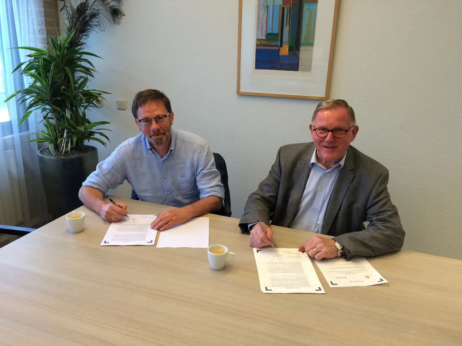160627 foto ondertekening convenant nagele