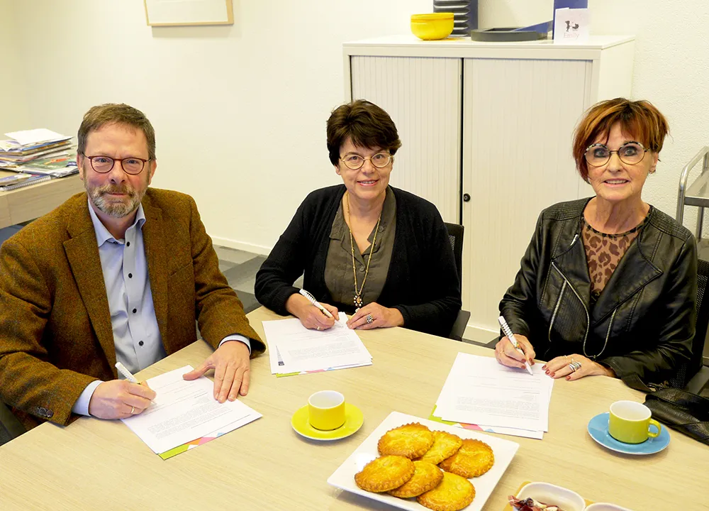 20191210 ondertekening prestatie afspraken foto