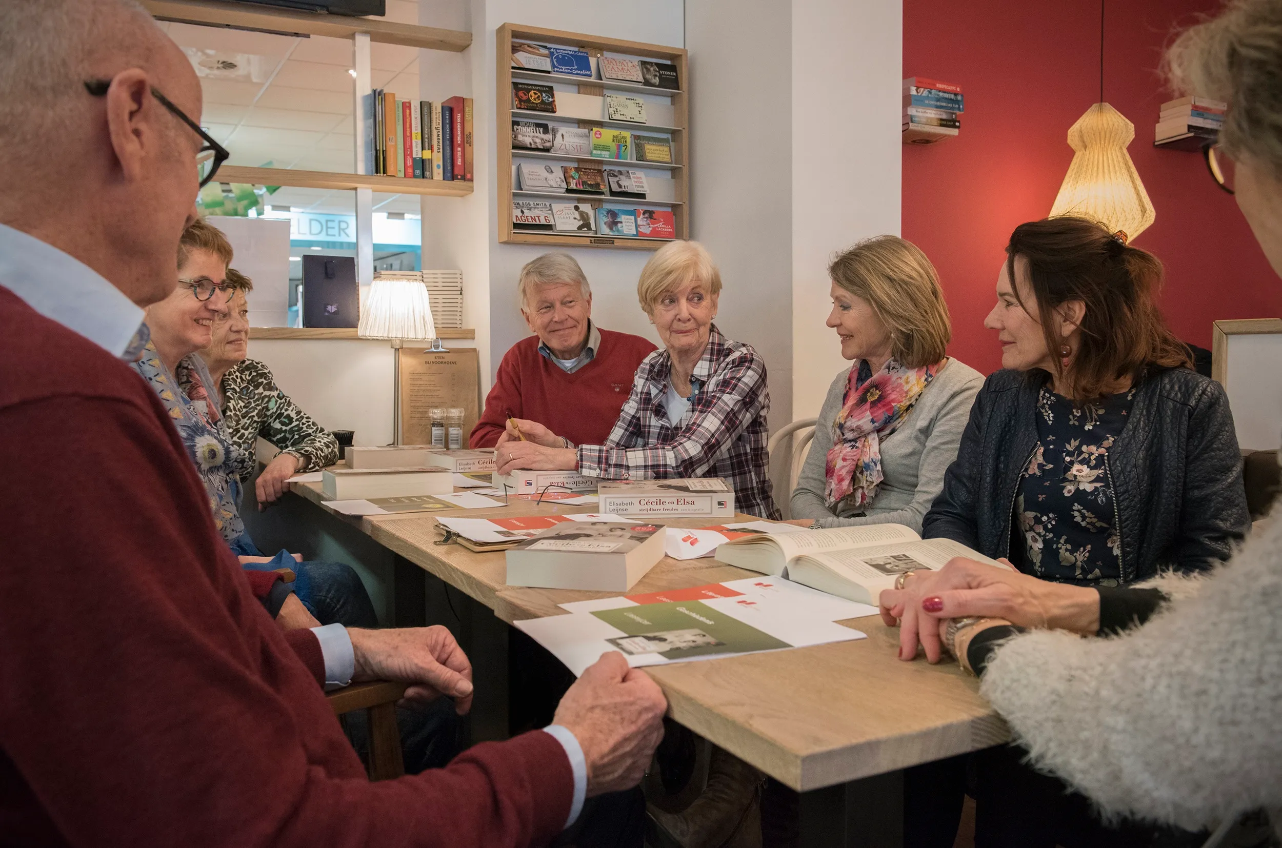 20200125 nop oprichtingsbijeenkomst leesclub senia