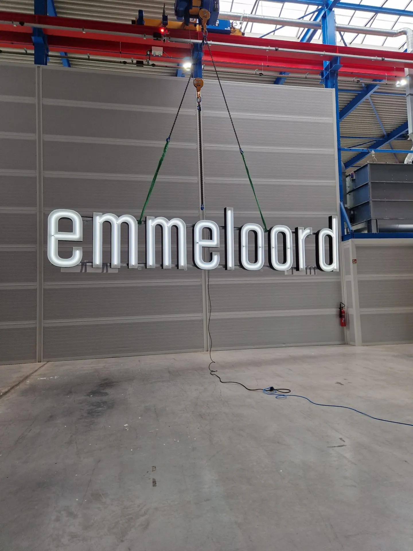 231109 letters emmeloord op golfslag