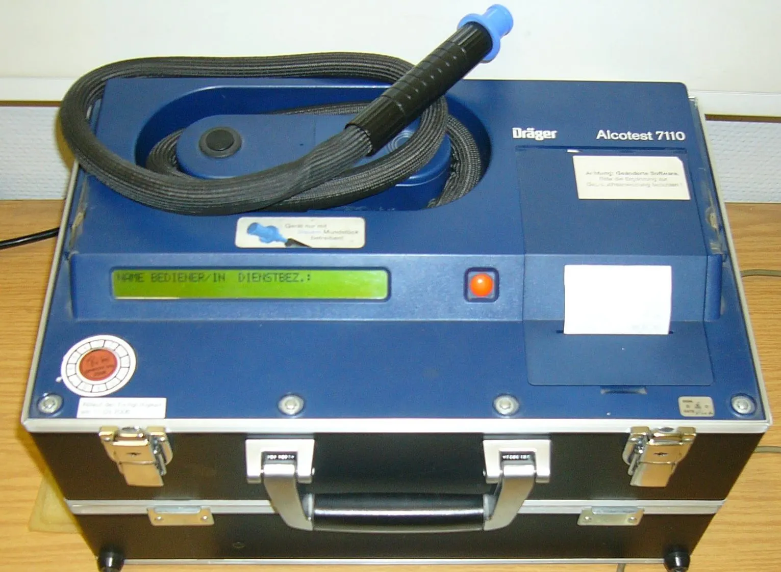 breathalyzer ademanalyse cc by en wikipediaorg e1470034719762