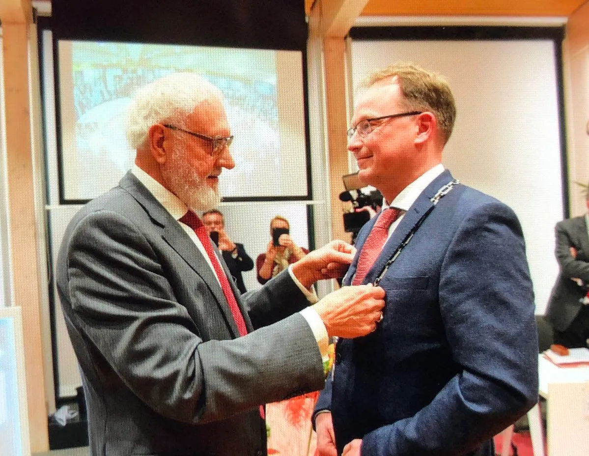 burgemeester twitter nop