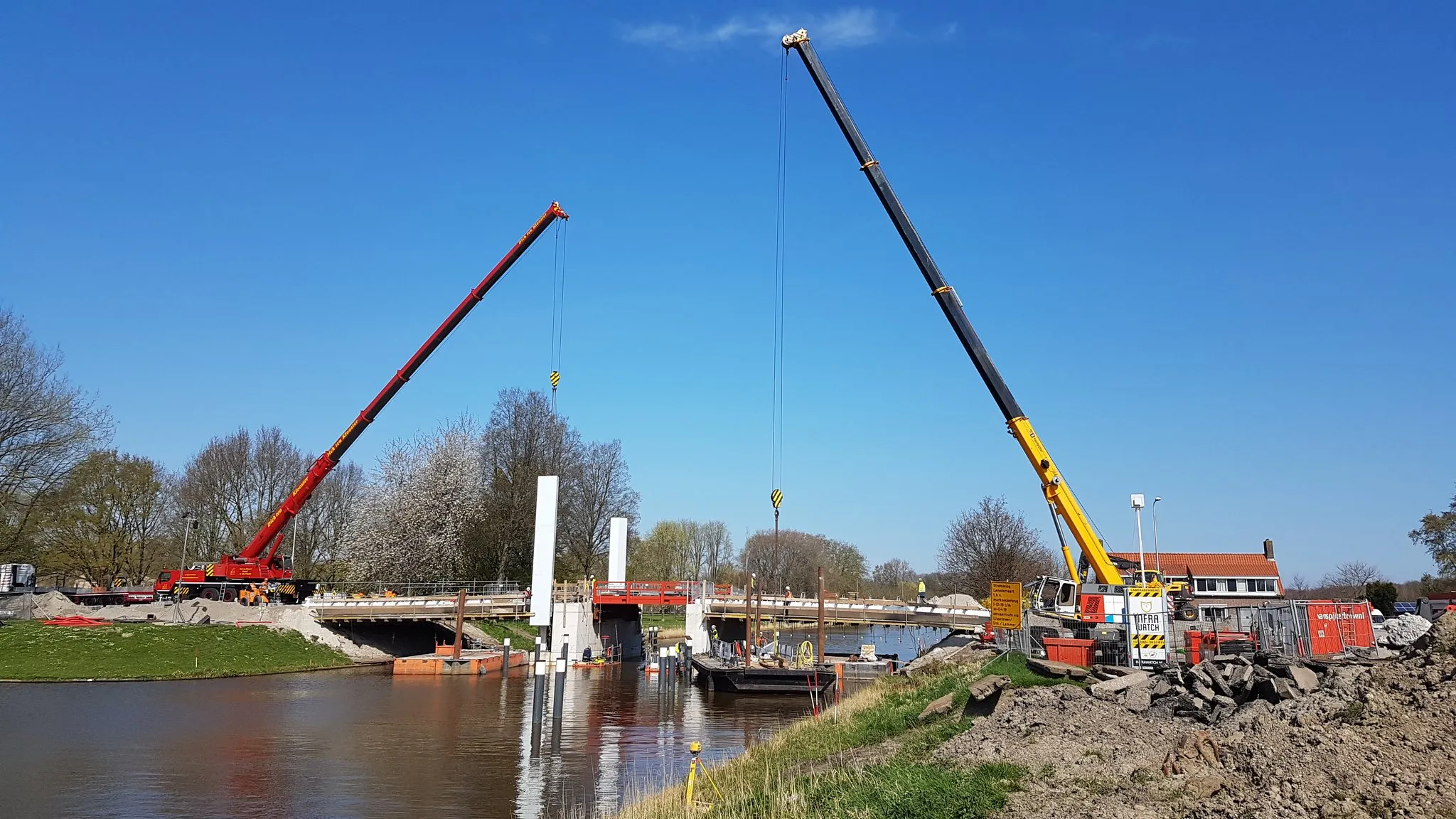 d33xwd7w4aandtcjpg large