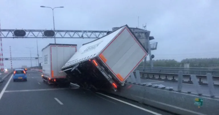 dcfh574w0aa8vpp e1525172804343