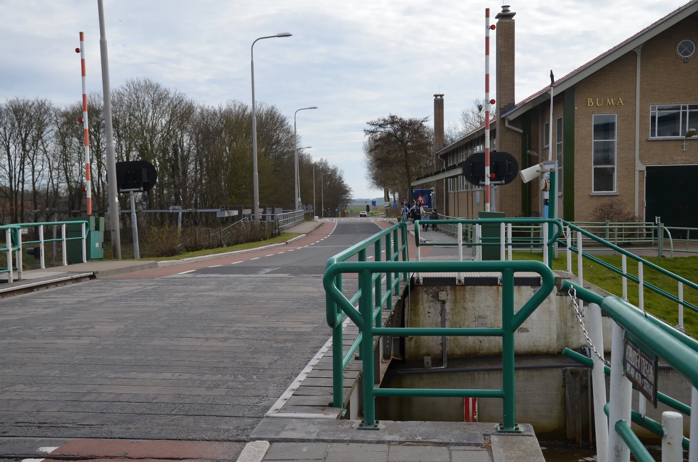 friese sluis bij lemmer