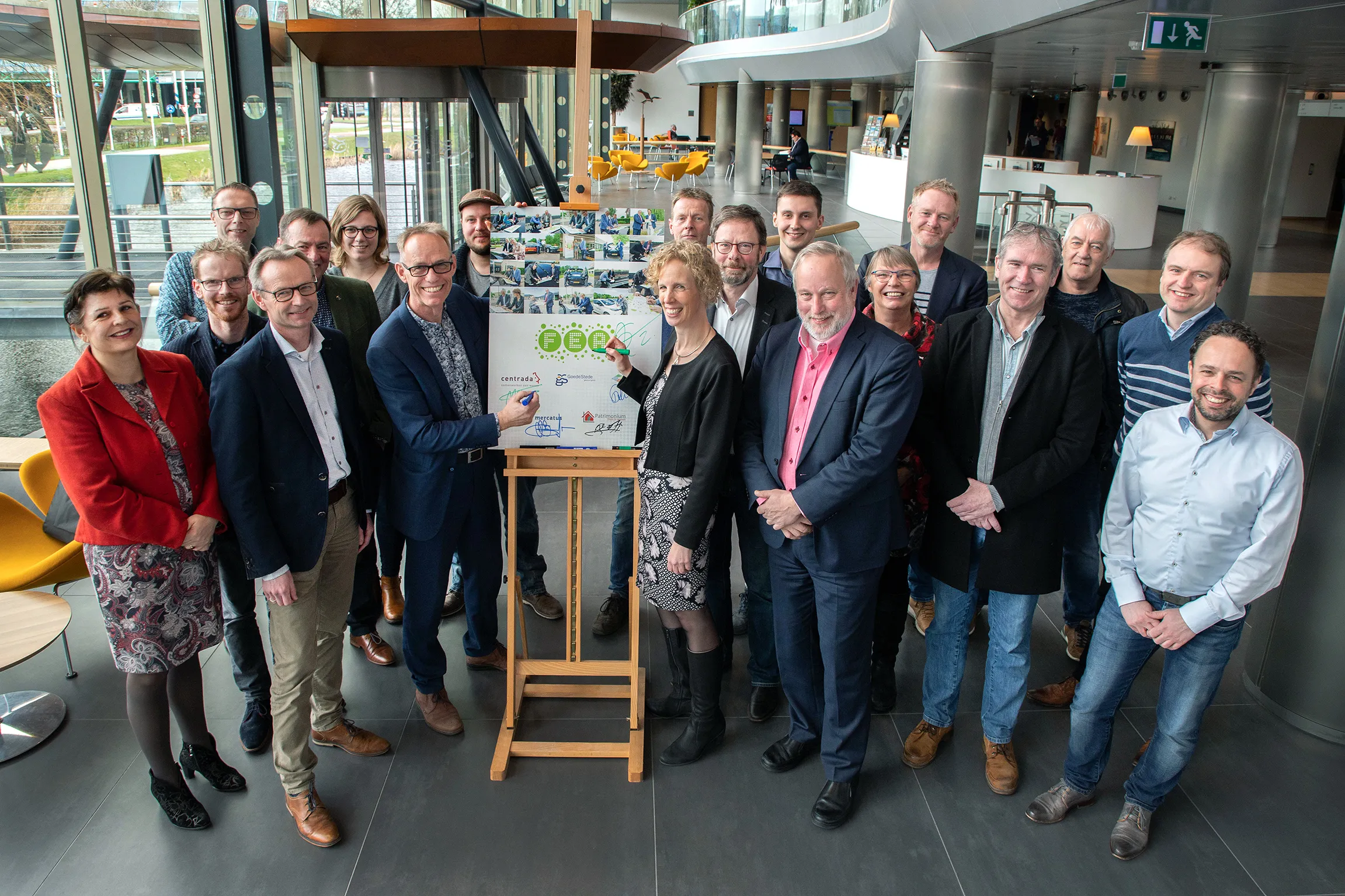 mg 9505ondertekening fea fotostudio wierd