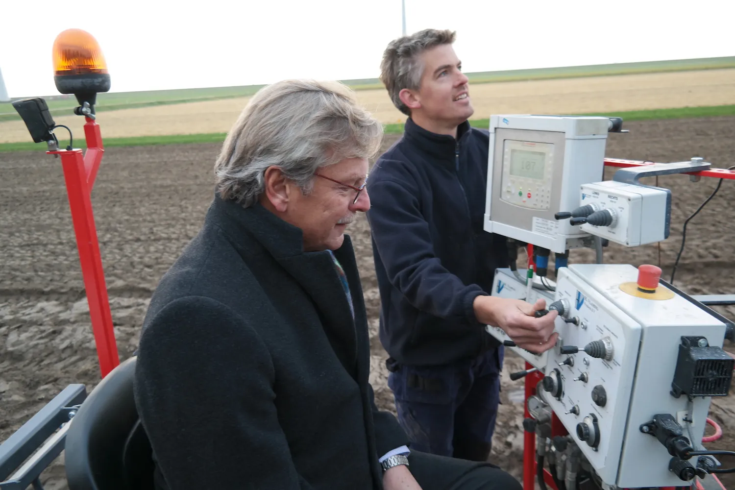 tulpenbollen planten 3