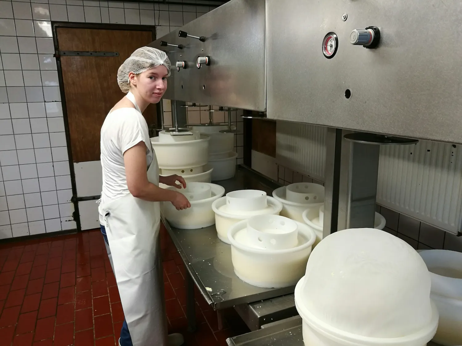verena in de kaasmakerij 1