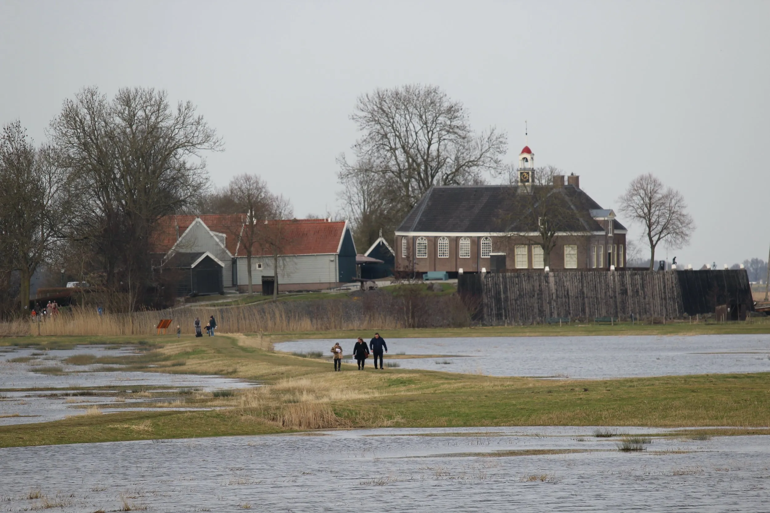 zicht op middelbuurt en wetlands