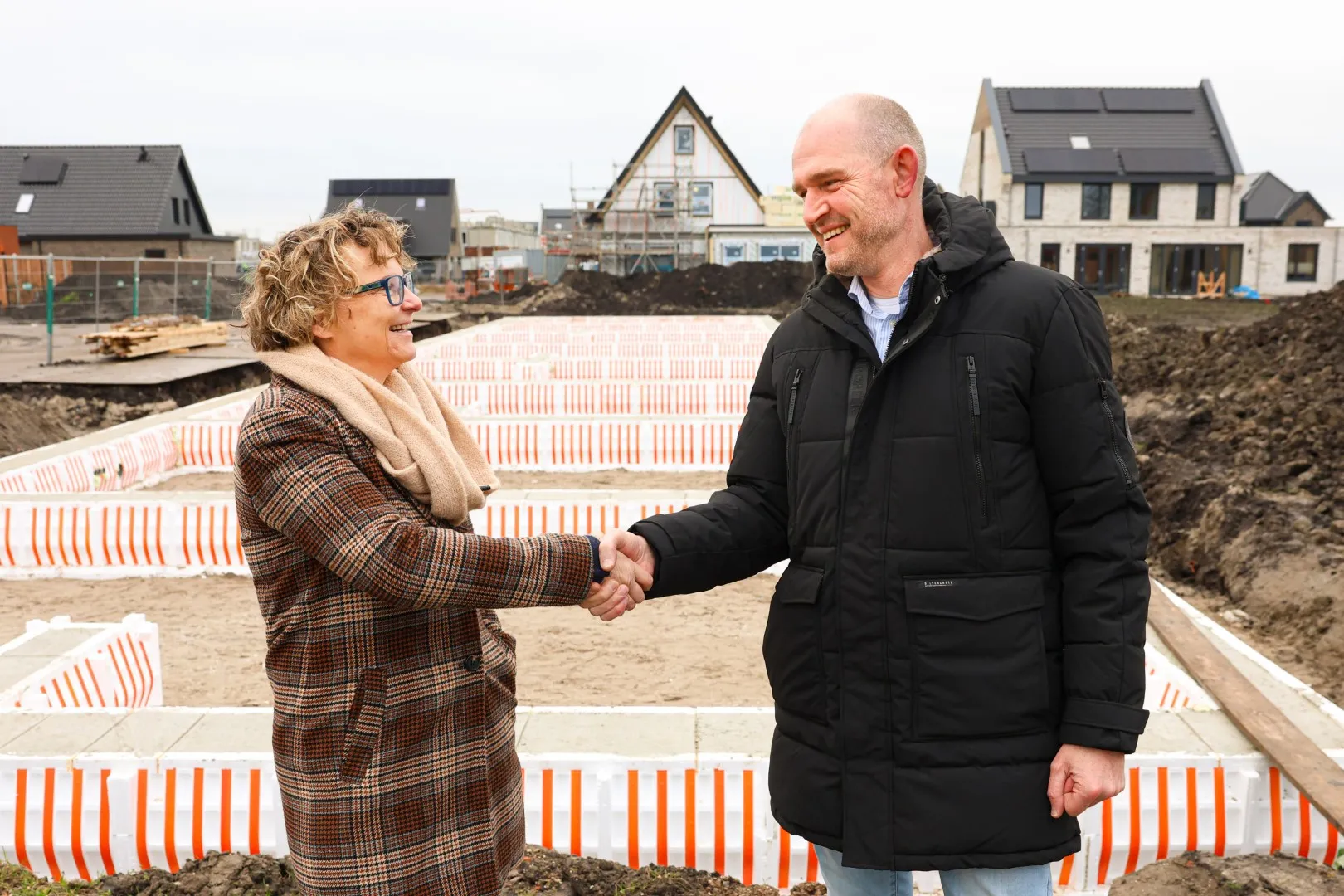 18122025 Foto Ondertekening-Hoofdlijnenakkoord-1