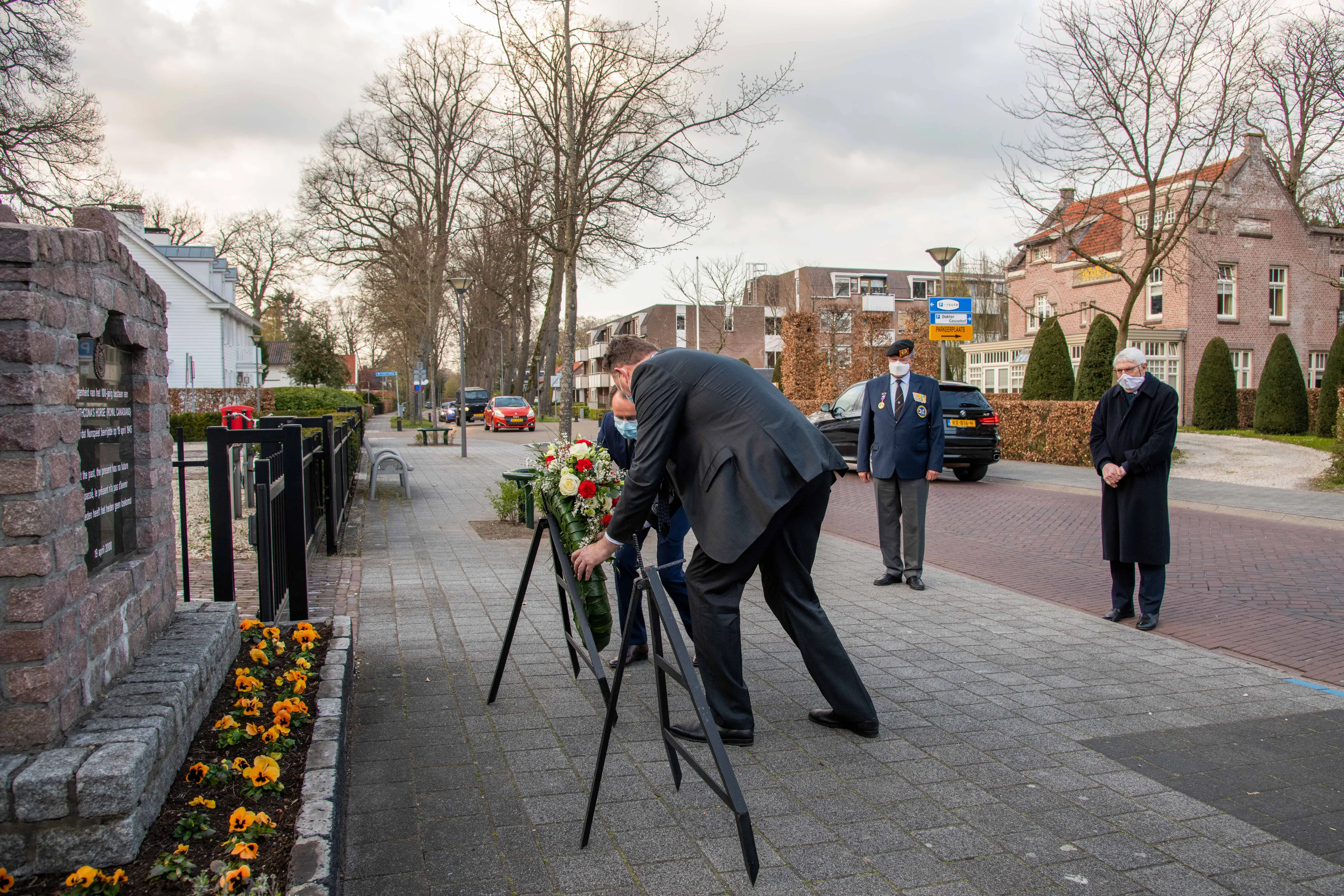 20210419 nunspeet kranslegging 2